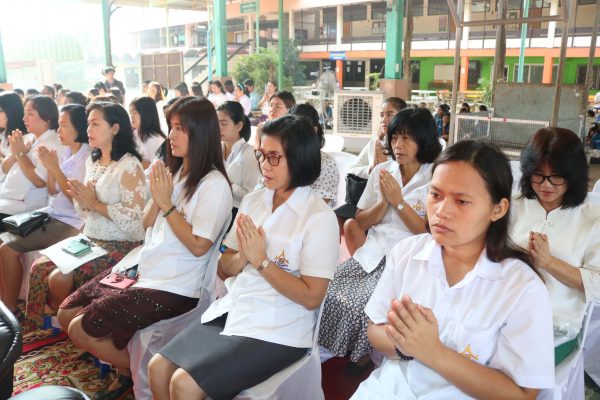 วัดป่าศรัทธาธรรม ร่วมกับ ร.ร.กำแพงแสนวิทยา จัดกิจกรรมเนื่องในวันมาฆบูชา