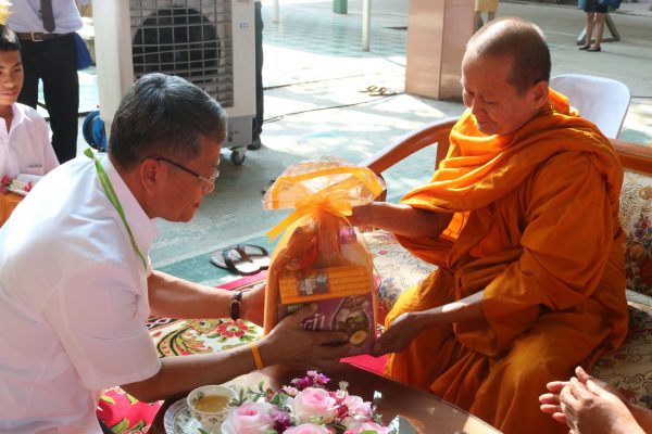 วัดป่าศรัทธาธรรม ร่วมกับ ร.ร.กำแพงแสนวิทยา จัดกิจกรรมเนื่องในวันมาฆบูชา