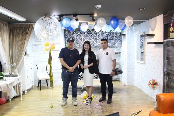 แชมป์โลกสาวสวยหนึ่งเดียวของคนไทยคว้ารางวัลชนะเลิศอันดับที่ 1 การแข่งขันสักคิ้ว ตา ปาก ชิงแชมป์โลกงาน Worldwide PMU 2017