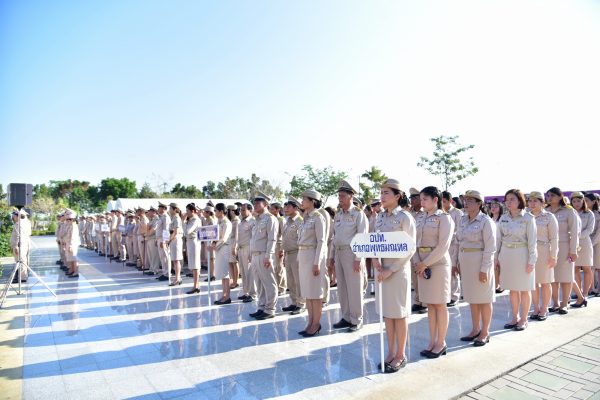 นครปฐมจัดพิธีถวายราชสักการะพระบาทสมเด็จพระจุลจอมเกล้าเจ้าอยู่หัว รัชกาลที่ 5 เนื่องในวันท้องถิ่นไทย