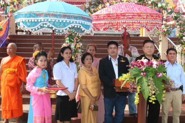 เปิดงานประจำปีปิดทองหลาวงพ่อโต ประจำปี 2561