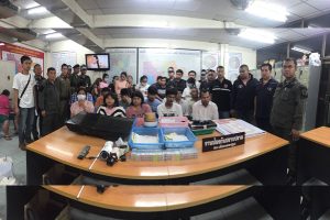 สนธิกำลังทหารบุกจับบ่อนไฮโล