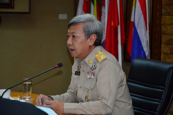 จังหวัดนครปฐมเตรียมความพร้อมหน่วยงานทุกภาคส่วนในดำเนินการป้องกันและลดอุบัติเหตุทางถนนช่วงเทศกาลสงกรานต์ ประจำปี 2561