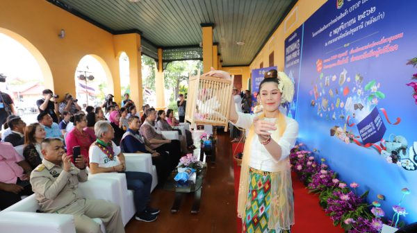 ปทุมธานี ชวนช้อปข้ามปี จัดงาน "PATHUM THANI FAIR 2019" ช้อปต่อเนื่อง รวม 7 ครั้ง กระตุ้นเศรษฐกิจส่งท้ายปี