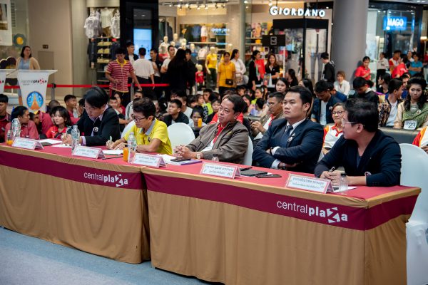 หกรรมรวมพลังรณรงค์ป้องกันและแก้ไขปัญหายาเสพติด TO BE NUMBER ONE