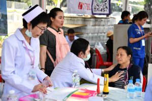 สาธารณสุขนครปฐม จัดเต็มบริการด้านการแพทย์และการสาธารณสุขคริคศาสนิกชน