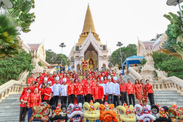 รัฐมนตรี ว่าการกระทรวงพาณิชย์ เป็นประธานเปิดงานหอการค้านครปฐมแฟร์ 2020