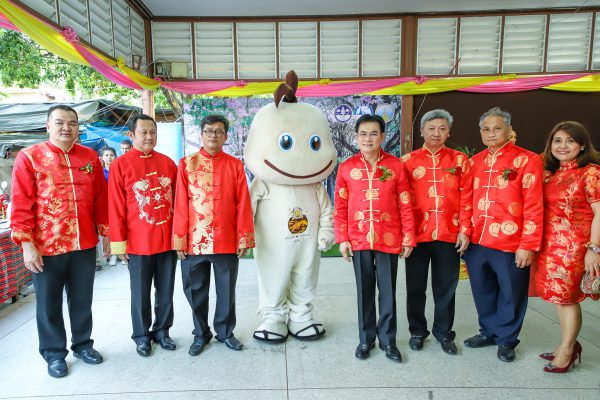 รัฐมนตรี ว่าการกระทรวงพาณิชย์ เป็นประธานเปิดงานหอการค้านครปฐมแฟร์ 2020