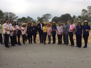 กรมวิชาการเกษตร นำร่อง ขับเคลื่อนผลงานวิจัยสู่การใช้ประโยชน์ ด้วยการจัดการใบและเศษซากอ้อยหลังเก็บเกี่ยวอ้อยสด ลด PM2.5 ที่ศูนย์วิจัยพืชไร่สุพรรณบุรี