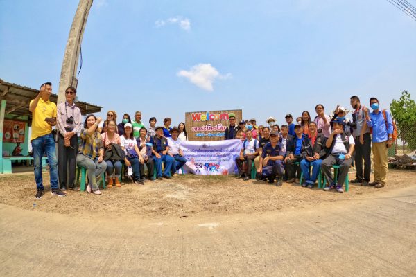 ป.ป.ส.ภาค 7 นำคณะสื่อมวลชน 8 จังหวัด ลงพื้นที่ศึกษาดูงานการบำบัดยาเสพติดในชุมชน : เขาชะโอยโมเดล ที่ จ.สุพรรณบุรี