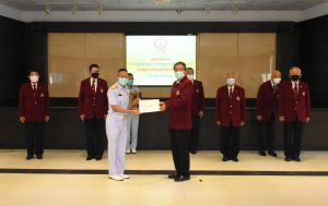 มูลนิธิรักเมืองไทย บริจาคเงินสนับสนุนการรักษาพยาบาลผู้ป่วย COVID-19