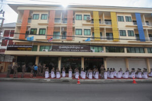 สำนักงานสูจน์หลักฐาน 7 ทำบุญสำนักงานชั่วคราววัดไผ่ล้อม