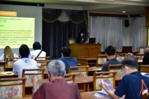 นครปฐม ผู้สนใจสมัครเป็น นายก และสมาชิกสภา อบจ.จำนวนมาก เข้ารับฟังคำชี้แจงจาก กกต.นครปฐม