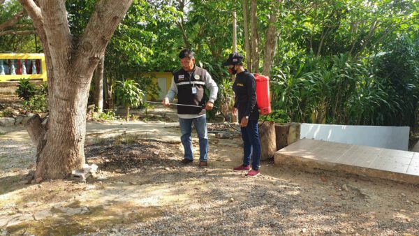 ศูนย์ตอบโต้ภัยพิบัติ จังหวัดราชบุรี พ่นยาฆ่าเชื้อโควิค19 เพื่อป้องกันการแพร่ระบาด