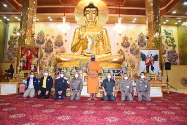 นครปฐม ผบช.ภ.7พร้อมผบก.ภ.จว.นครปฐมเข้ากราบนมัสการหลวงพี่น้ำฝน