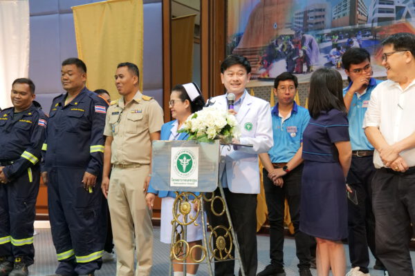 โรงพยาบาลนครปฐมฝึกอบรมมาตรฐานการดับเพลิงเบื้องต้นประจำปี 2566